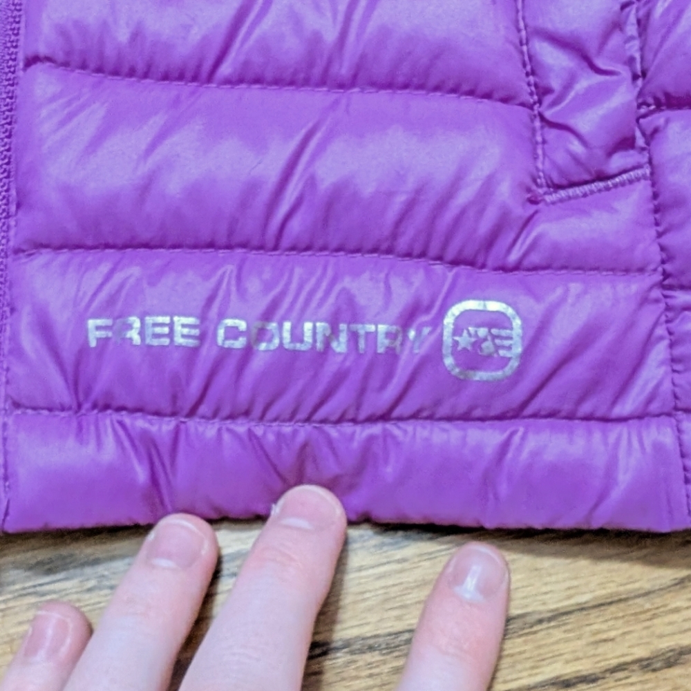 Kids Free Country Puffer Vest - Picture 4 of 7